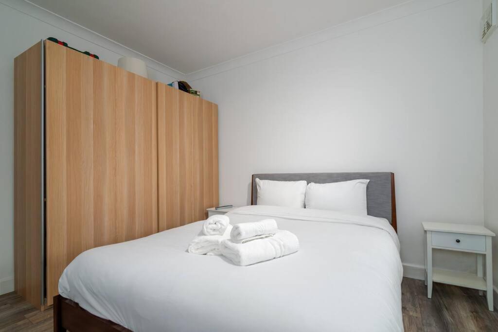 Ferienwohnung Stylish And Well Equipped Flat In Stockwell London Exterior foto