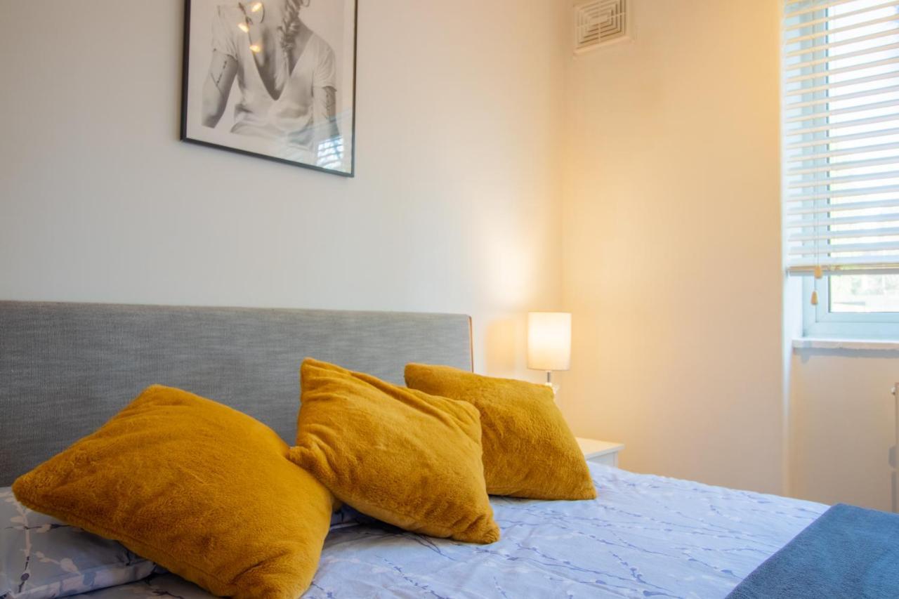 Ferienwohnung Stylish And Well Equipped Flat In Stockwell London Exterior foto